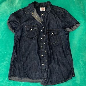 Levi’s Classic Fit Short Sleeve Button Down Denim